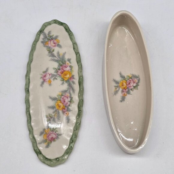 Floral Ceramic Trinket Box With Green Scalloped Edge & Pastel Design For Small J - Picture 2 of 7